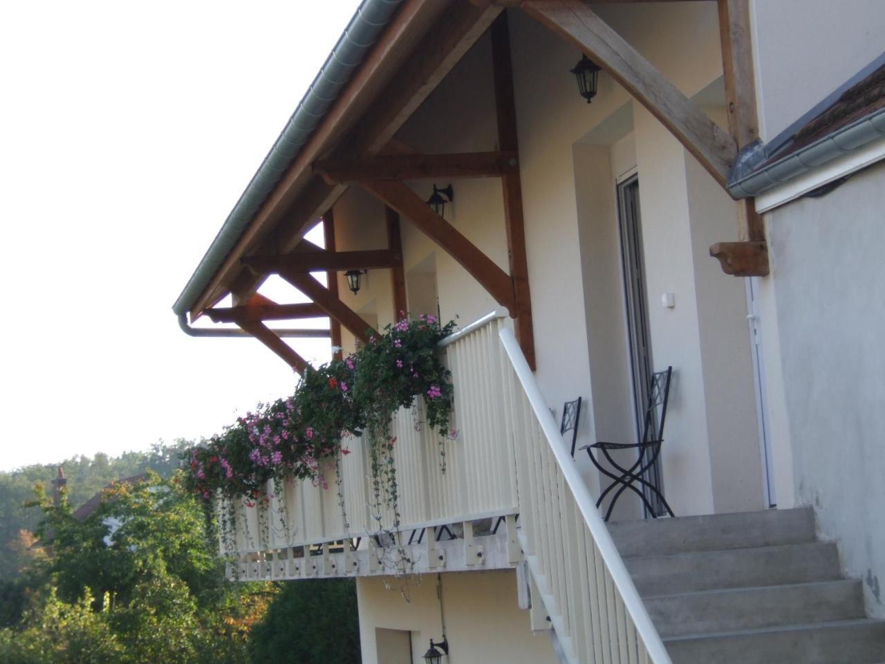 Chambre D'Hotes Champagne Laval Louis Cumieres Exterior photo